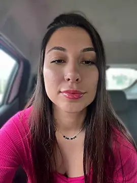 Snapshot of Carolzinhalux69 chatting on June 19, 5:41 pm Carolzinhalux69 online show from June 19, 5:41 pm