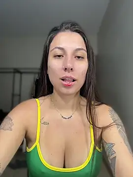 Snapshot of Carolzinhalux69 chatting on June 17, 12:43 am Carolzinhalux69 online show from June 17, 12:43 am