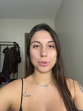 Snapshot of Carolzinhalux69 chatting on July 7, 11:30 pm Carolzinhalux69 online show from July 7, 11:30 pm