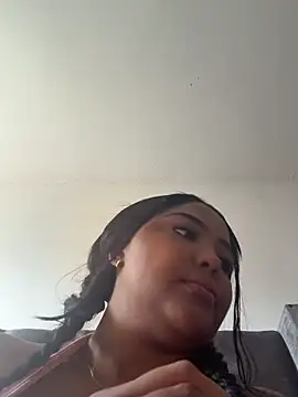 DaniXxx1 online show from April 8, 10:00 pm