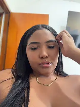 DaniXxx1 online show from April 17, 5:49 pm