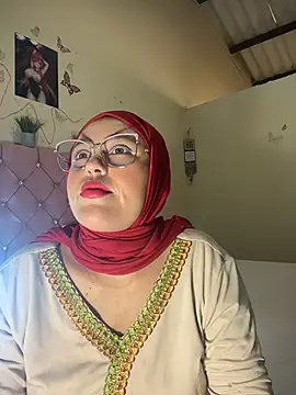 Snapshot of Marian_fadel chatting on June 23, 1:20 pm Marian fadel online show from June 23, 1:20 pm