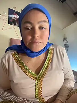 Snapshot of Marian_fadel chatting on June 10, 12:39 pm Marian fadel online show from June 10, 12:39 pm