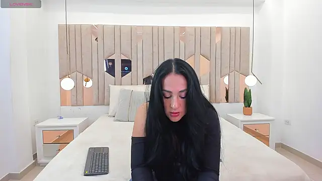 Snapshot of chanel_watson chatting on May 12, 4:53 am chanel watson online show from May 12, 4:53 am