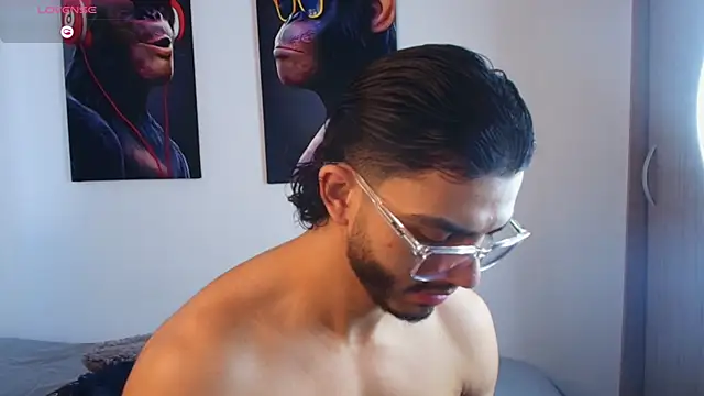 IamAxel03 online show from April 2, 7:09 pm