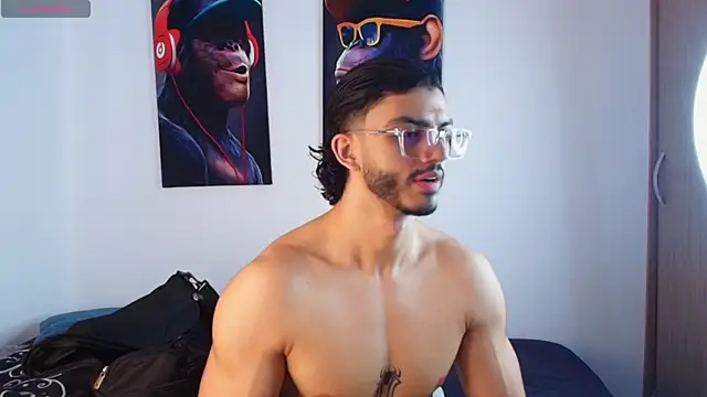 IamAxel03 online show from May 5, 8:12 pm