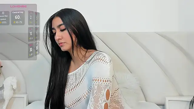 MaddisonReed online show from March 31, 1:13 pm