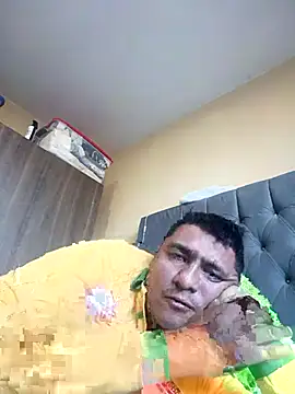 Snapshot of luis20212 chatting on March 26, 10:29 pm luis20212 online show from March 26, 10:29 pm