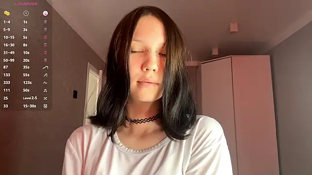 AmeliaMiotii online show from April 28, 11:03 am