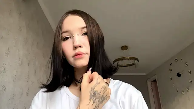 Snapshot of AmeliaMiotii chatting on March 28, 11:33 am AmeliaMiotii online show from March 28, 11:33 am