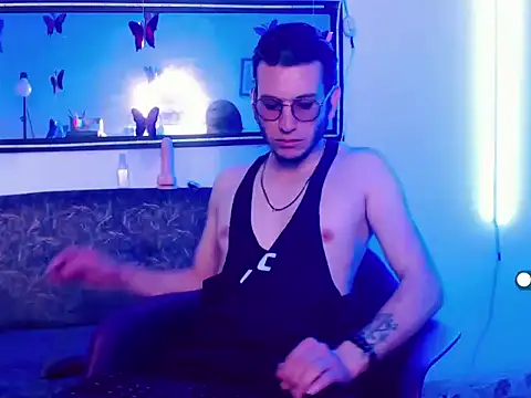 Frithu Sex online show from April 17, 1:58 pm