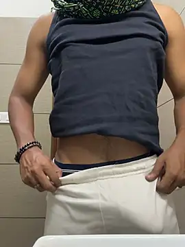 Snapshot of dashingdih chatting on March 27, 9:27 pm dashingdih online show from March 27, 9:27 pm