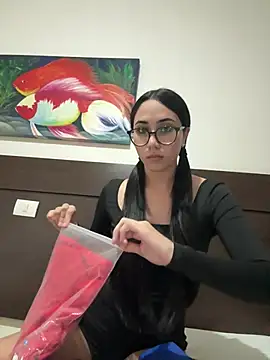 juliacosta online show from April 15, 7:40 pm