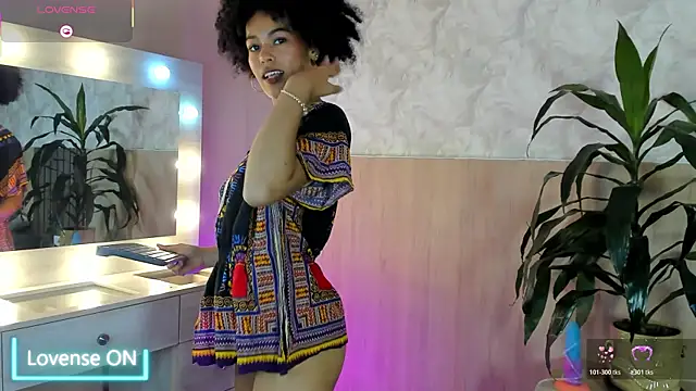 baddie delaylaa online show from April 2, 6:58 pm