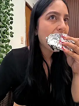SophiaCastro09  online show from May 23, 12:37 pm