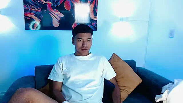 Snapshot of SeanStonee chatting on April 15, 6:45 pm SeanStonee online show from April 15, 6:45 pm