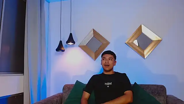 SeanStonee online show from March 31, 11:51 pm