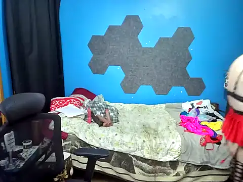 MachoPutito online show from March 9, 5:00 am