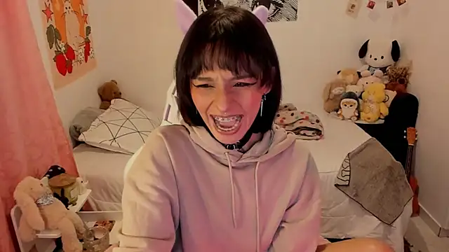 bunny pao online show from April 20, 5:32 am