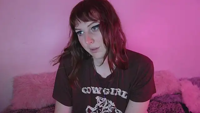 April  kittyy online show from May 18, 3:06 am