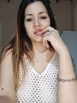 Snapshot of Busty_lorena chatting on May 23, 4:50 pm Busty lorena online show from May 23, 4:50 pm