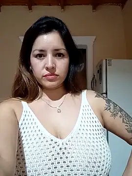 Busty lorena online show from April 14, 4:28 am