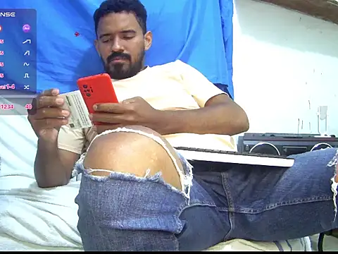 Max velvet online show from April 3, 4:41 am