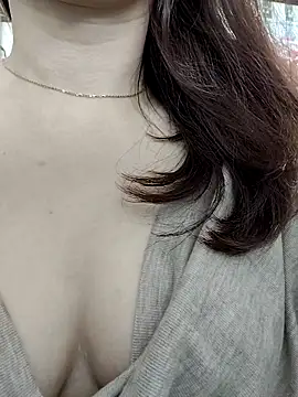 Easyly0 online show from March 27, 8:37 am