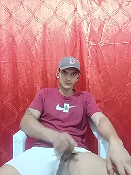 Snapshot of Heartsarm chatting on June 13, 3:15 am Heartsarm online show from June 13, 3:15 am