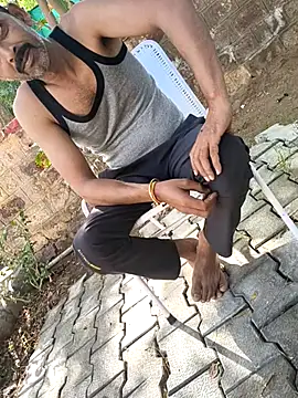 yogii20 online show from March 29, 3:30 am