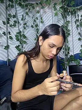 KristinaGriner online show from June 19, 1:44 am