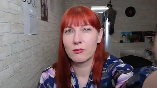 Cleo Cosmik online show from March 30, 6:15 am