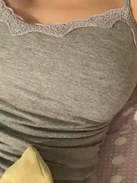 Snapshot of Branquinha_rose chatting on March 27, 7:28 am Branquinha rose online show from March 27, 7:28 am