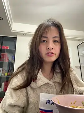 Yang 218 online show from March 29, 11:12 am