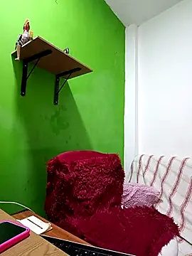 valilurose0427 online show from March 29, 1:07 am