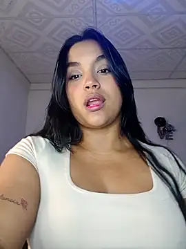 Kim roussee online show from April 25, 4:04 am