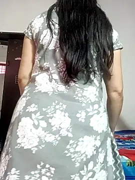Sexyy Bhabhi 143 online show from July 14, 11:27 am