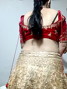 Sexyy Bhabhi 143 online show from May 4, 4:32 pm