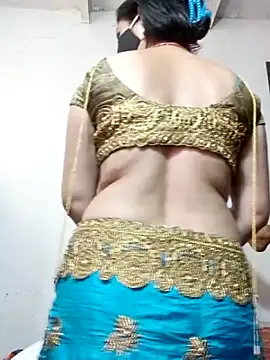Sexyy Bhabhi 143 online show from May 3, 5:56 am