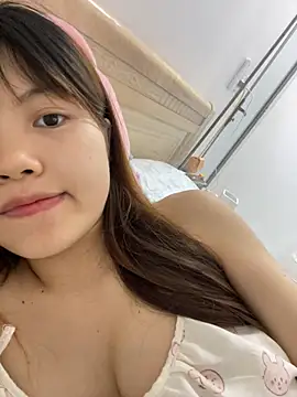 -Vaci- online show from April 20, 1:56 pm
