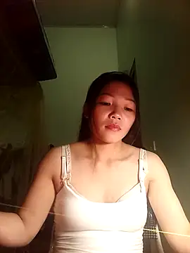-Quyny- online show from April 5, 12:56 pm