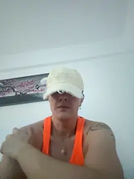 LukeTGuy online show from April 22, 4:36 pm