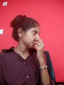 Snapshot of TANU01990 chatting on May 17, 4:12 am TANU01990 online show from May 17, 4:12 am