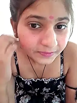 Snapshot of TANU01990 chatting on April 9, 4:25 am TANU01990 online show from April 9, 4:25 am