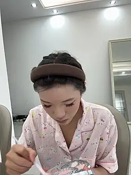 Meow 827 online show from May 8, 7:56 am