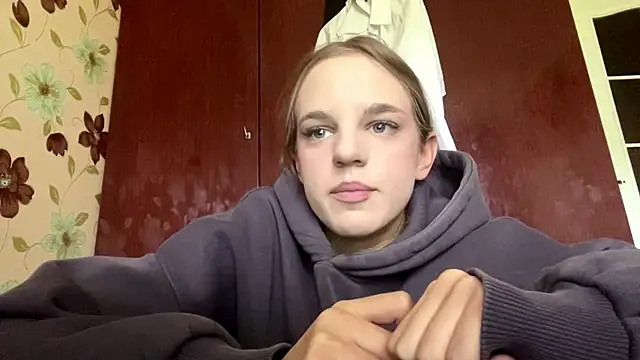 CindyOzga online show from March 28, 9:21 am