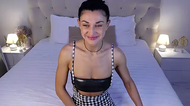 AriannaCruise online show from June 16, 5:46 pm