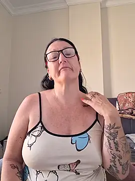Flirty Siennax online show from July 17, 8:55 am