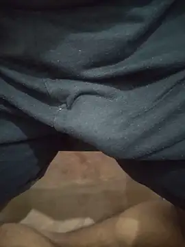 Snapshot of sweetcock180 chatting on June 12, 5:27 am sweetcock180 online show from June 12, 5:27 am