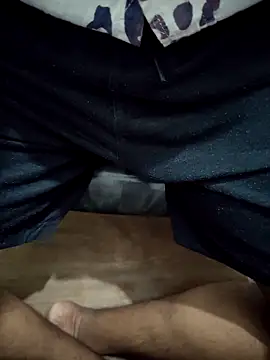 sweetcock180 online show from May 10, 12:53 pm